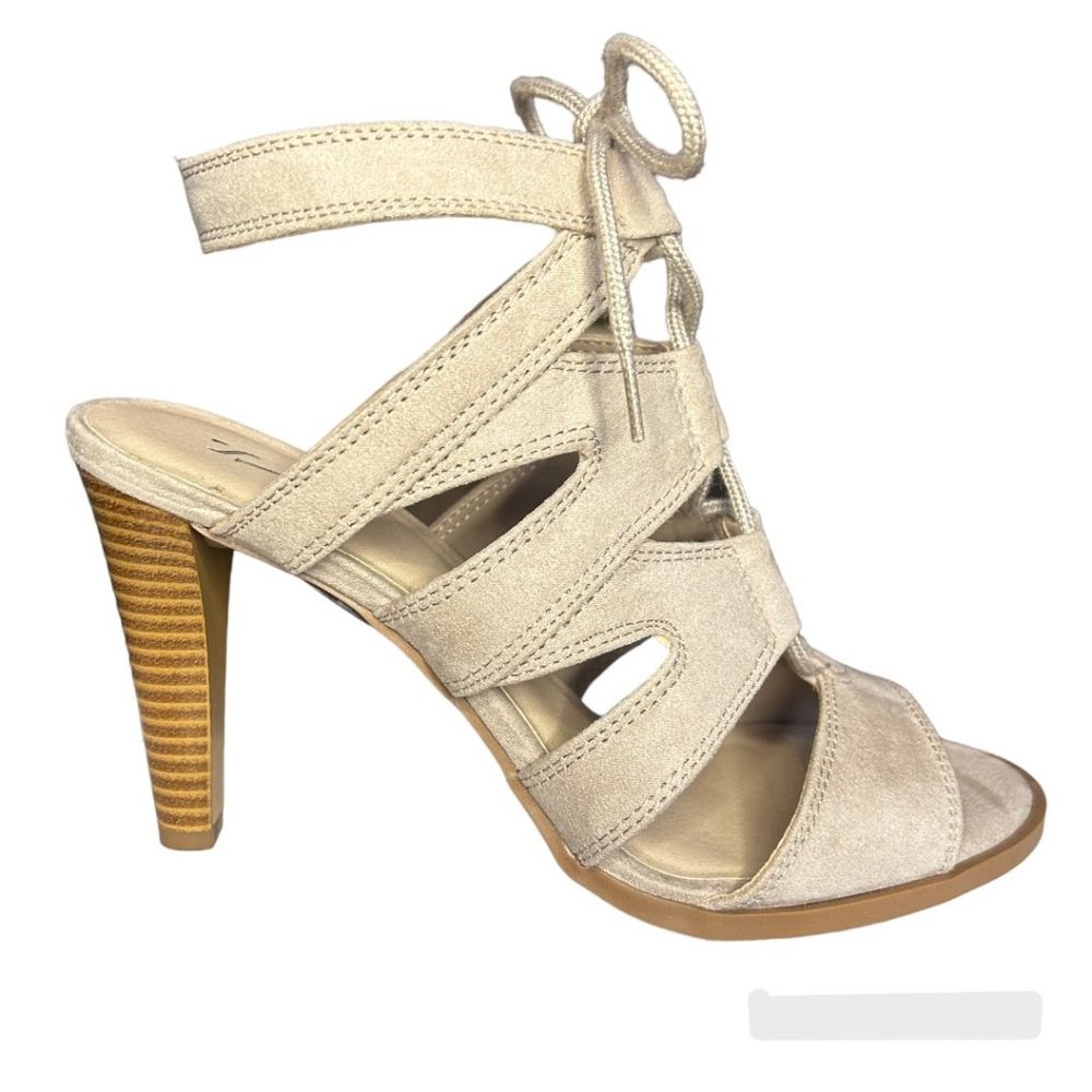 SIMPLY VERA VERA WANG Nude/Beige , Sandal Heels , Size 7.5
